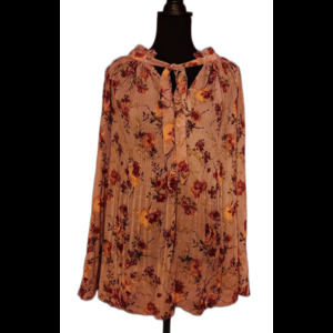 Women's Clover+ Scout BRAND NEW Plus size 1x Blouse Lilac and flowers 💐